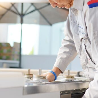 「まるっと安心リース」