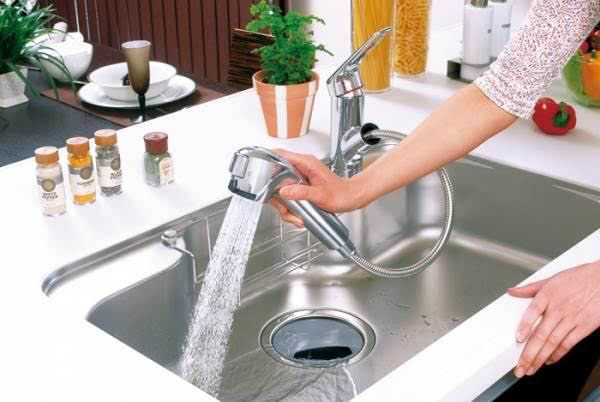 水栓を替えるなら浄水器内臓蔵のtakagiがオススメ