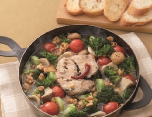 手軽でお得な防災対策“ローリングストックの食材で作るおつまみレシピ「缶詰アヒージョ」