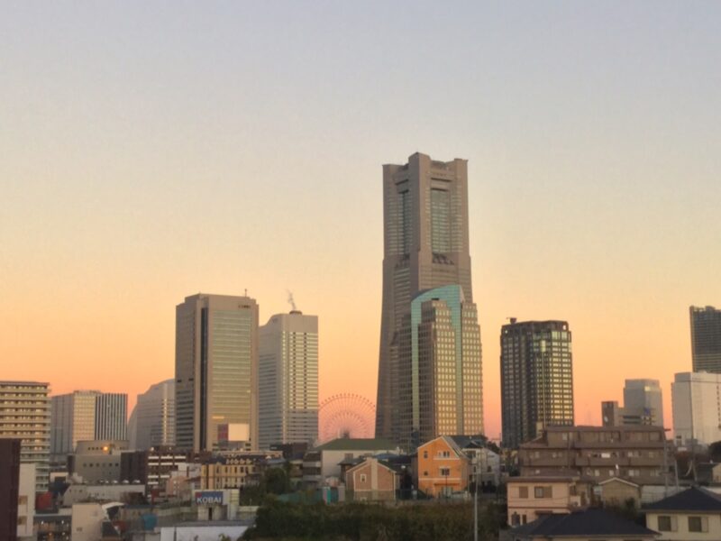お子さまの自由研究の課題にも！～空が青い理由と夕焼けが赤い理由～