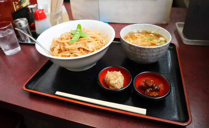 2013年「ガチ丼！」グランプリで銀賞獲得！笑顔があふれる愛され町中華「大龍飯店」