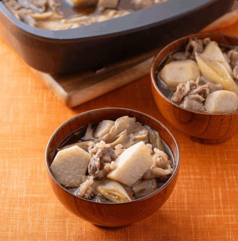 【+R RECIPE】「ザ・ココット」を使用して作る芋煮のレシピ【自動調理対応メニュー】