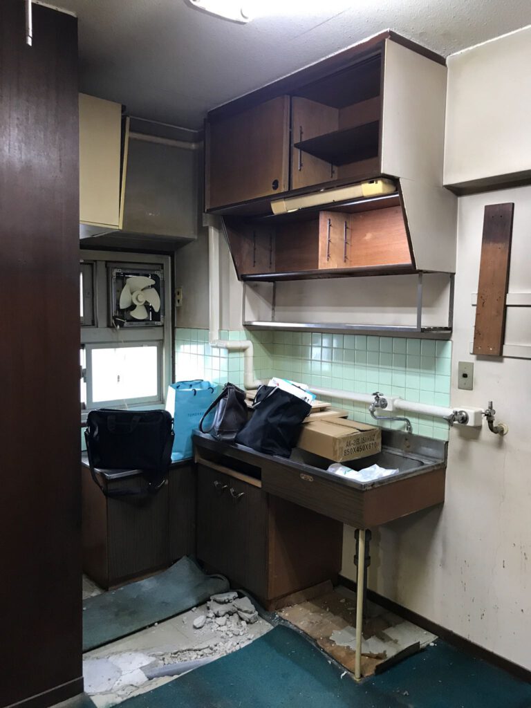 kitchen_before