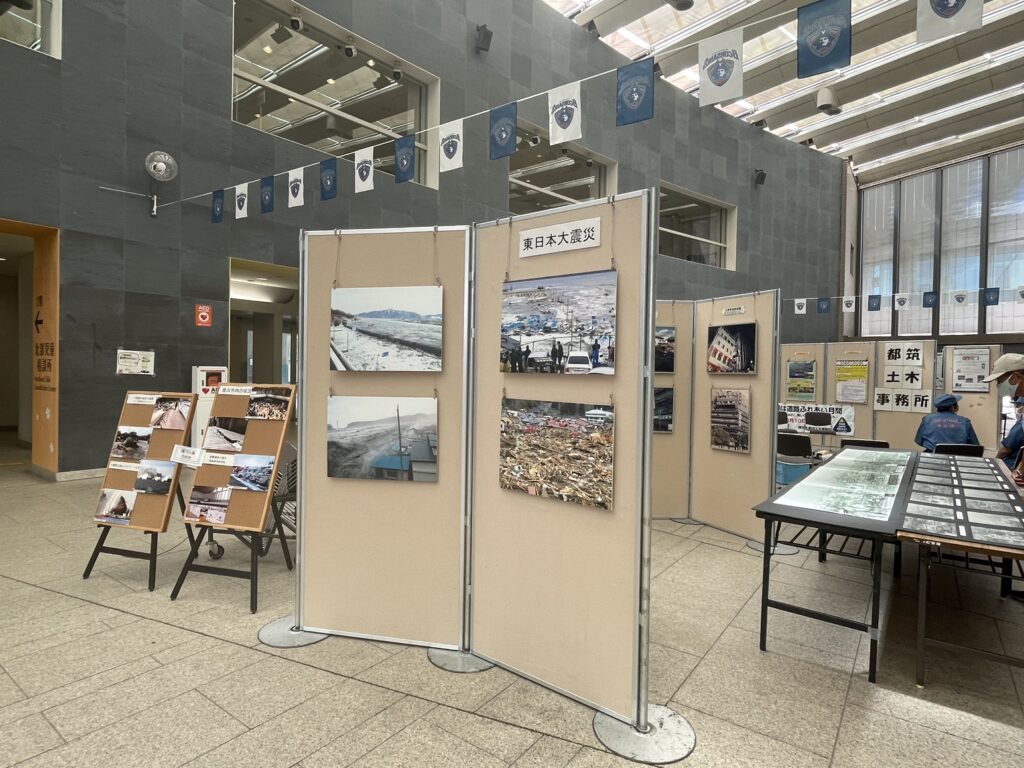 東日本大震災写真展示