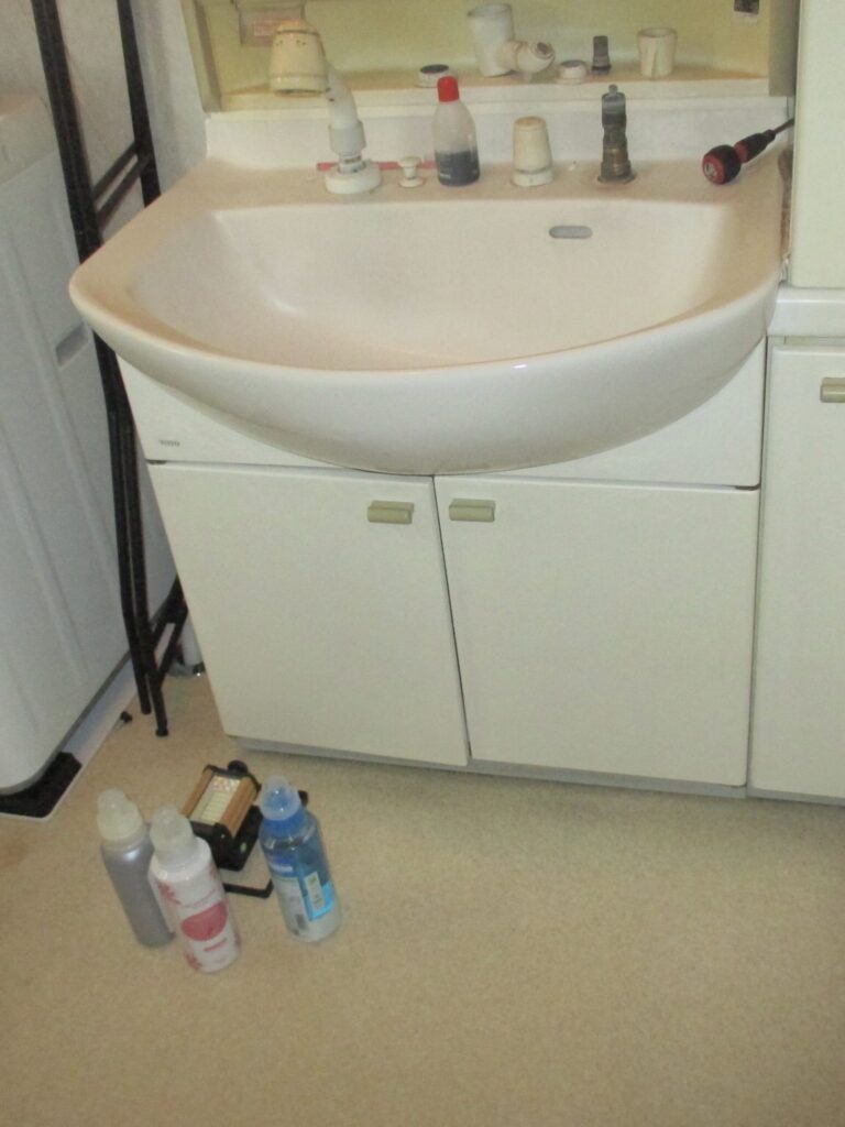 washroom_before